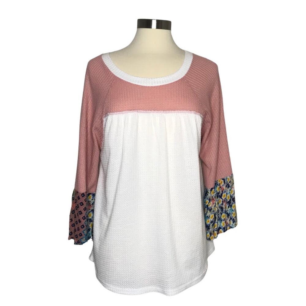 Entro Long Flutter Sleeve Waffle Knit Top Pink White Small